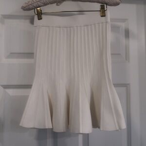 Zara Cream Pleated Flared Skirt